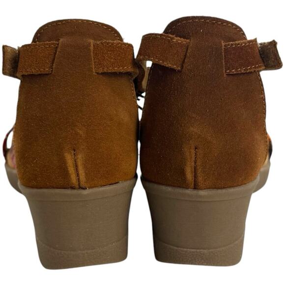 NWB Minnetonka Desi Fringe Suede Ankle Strap Wedge Sandal Brown Women's Size 9M - Picture 9 of 15